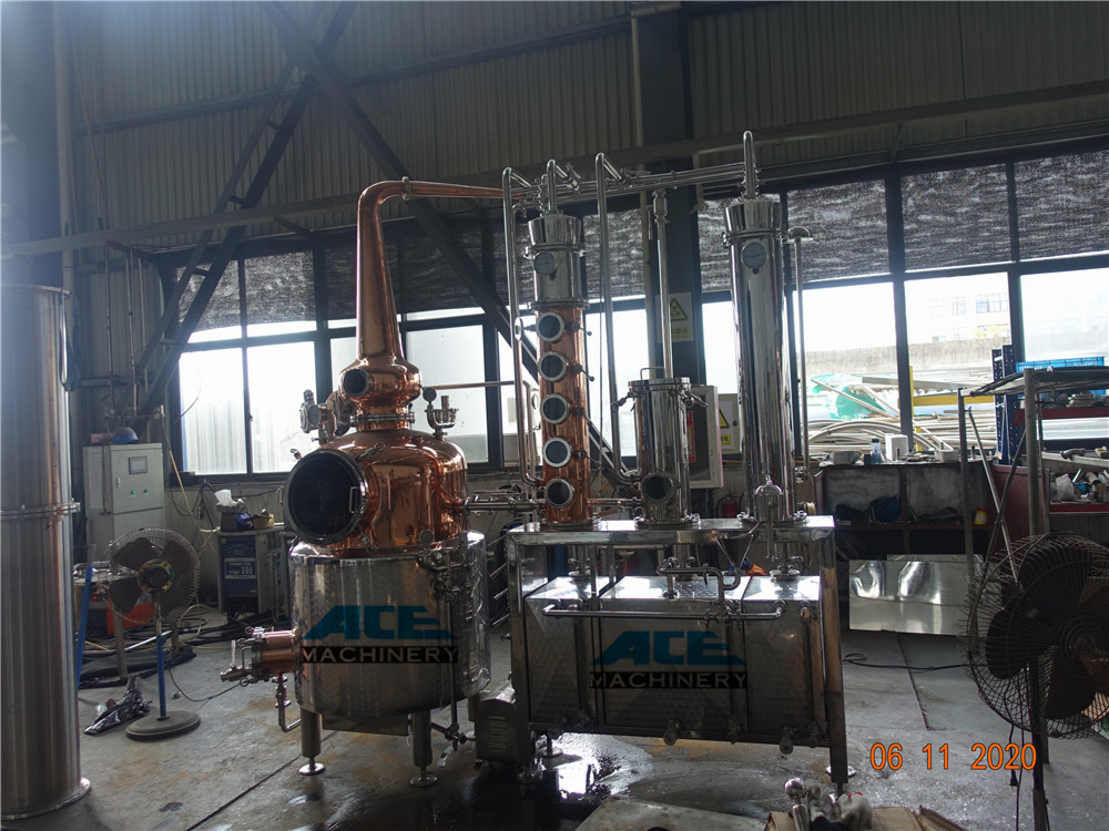 300L Gin Vodka Brandy Whisky Liquor Distillation Equipment