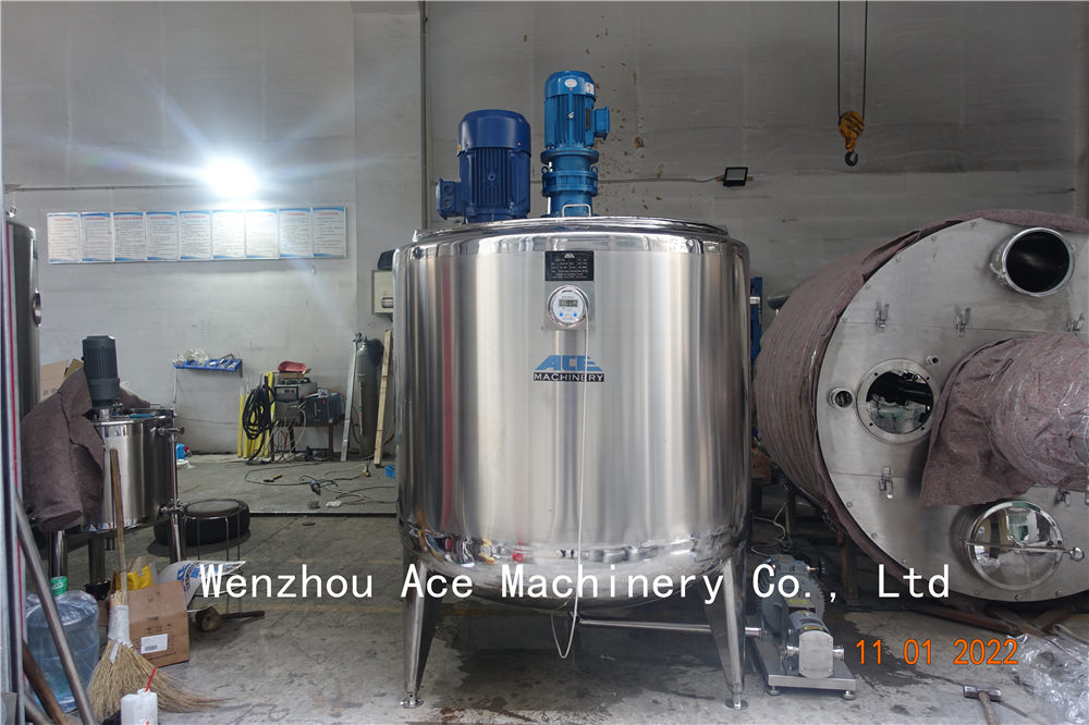 Stainless Steel Liquid Detergent Mixer Machine, For Industrial, SS304